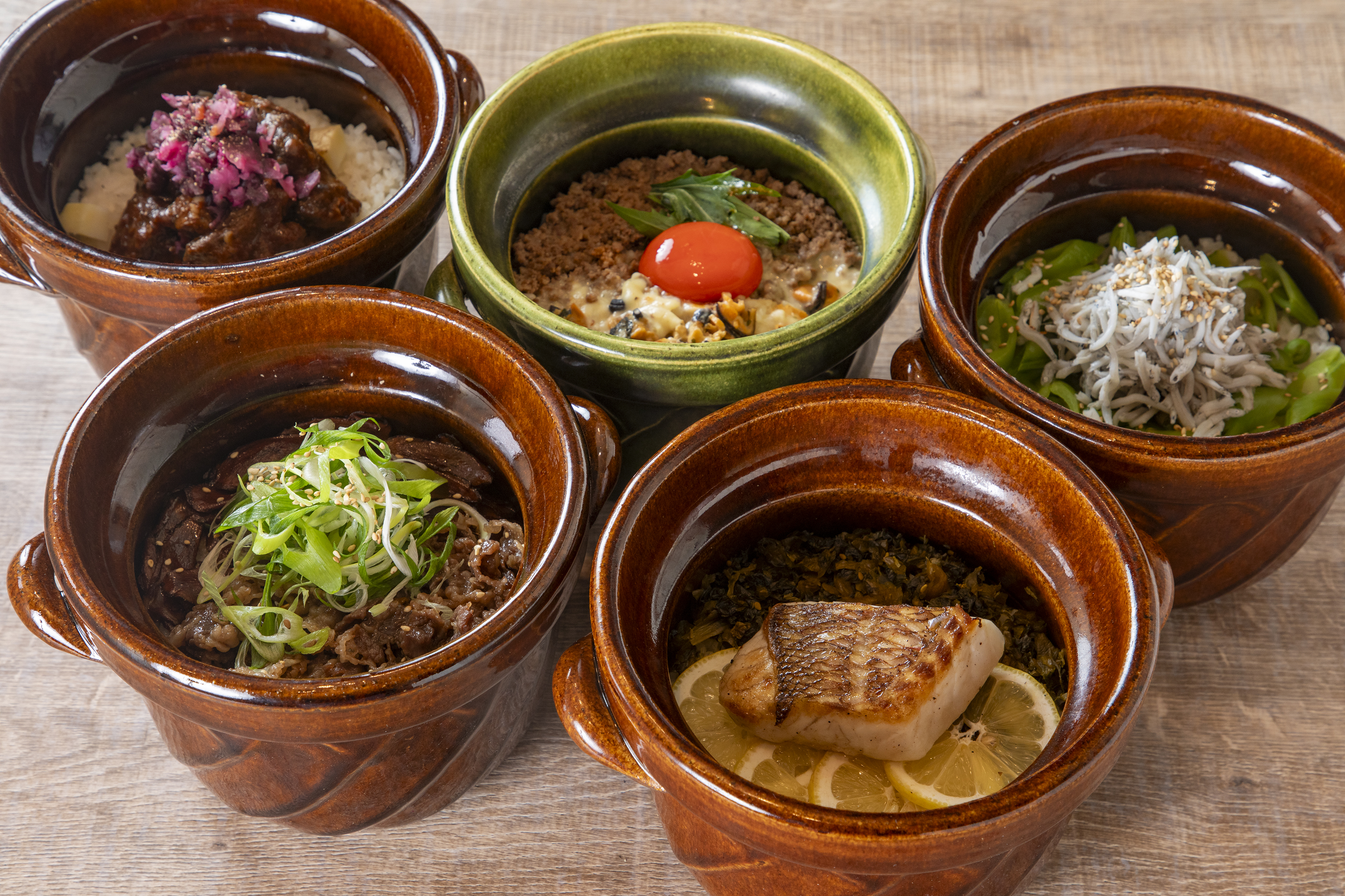 Wayo Bistro Moguru Kyobashi logo
