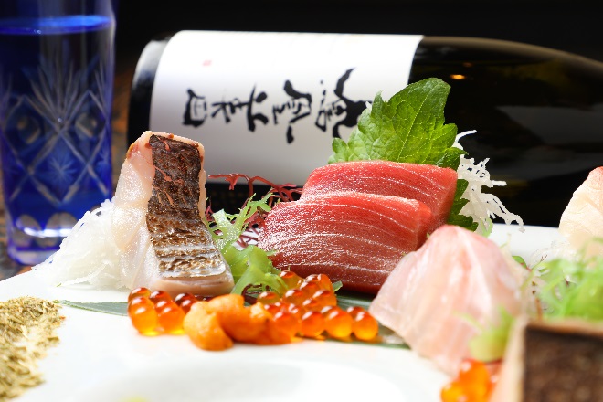 目からうろこ logo