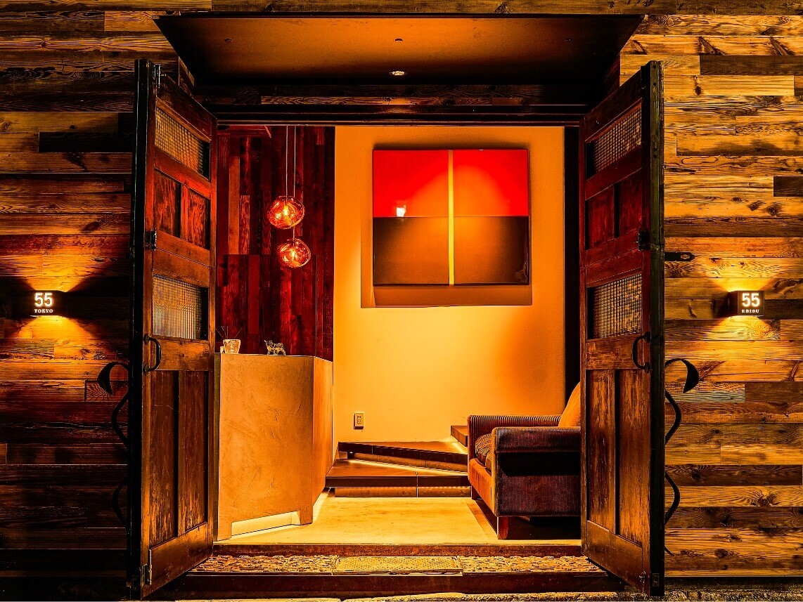 【公式】YAKINIKU FIFTY FIVE TOKYO 恵比寿店 ネット予約 logo