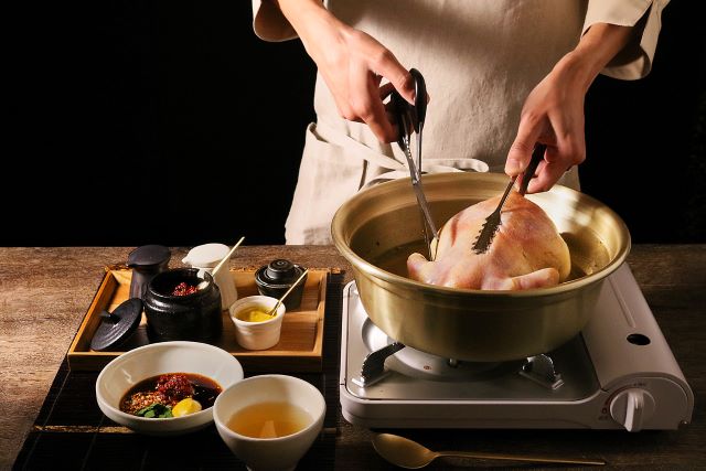 【公式】晴レ時々タッカンマリ食堂 神戸店 WEB予約 logo